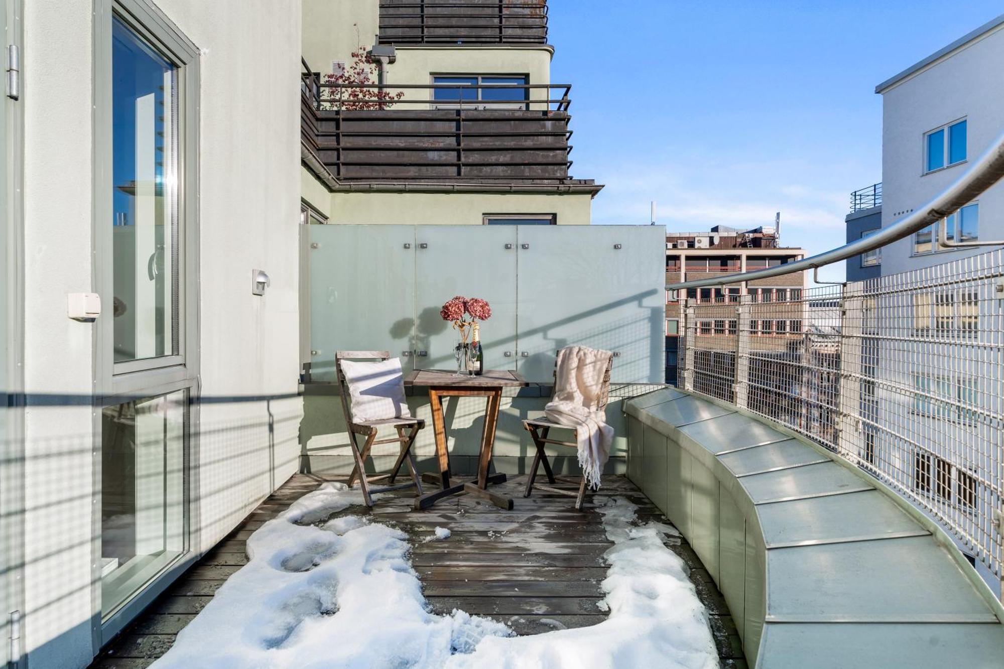 Floor With Balcony - Super - 5 Pax Appartement