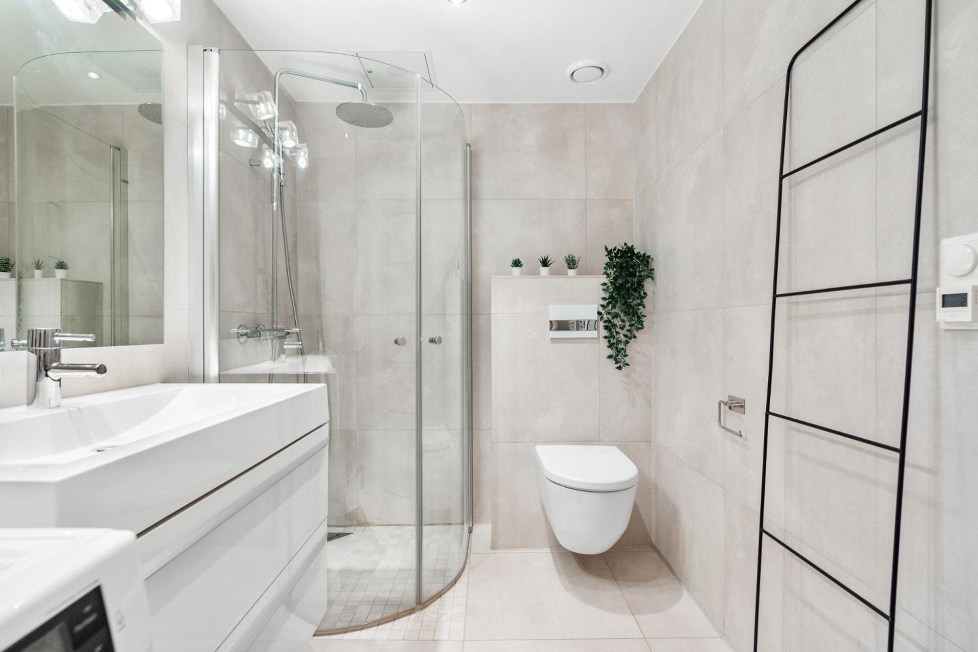 Floor With Balcony - Super - 5 Pax Leilighet
